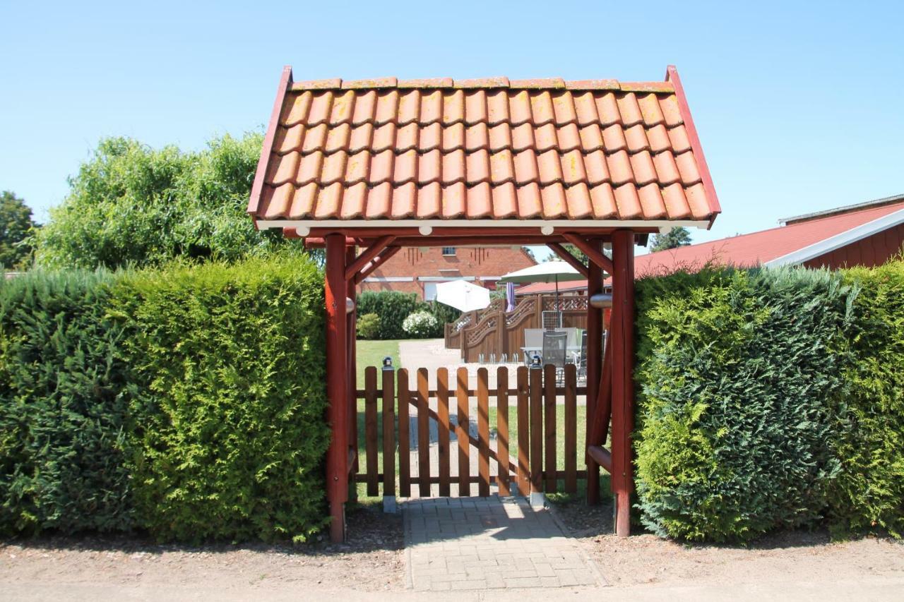 Blockhaeuser An Der Mueritz Ludorf ภายนอก รูปภาพ